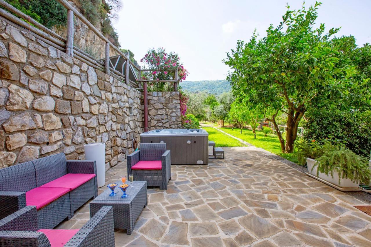 Eterea Charming Suites Sorrento Esterno foto