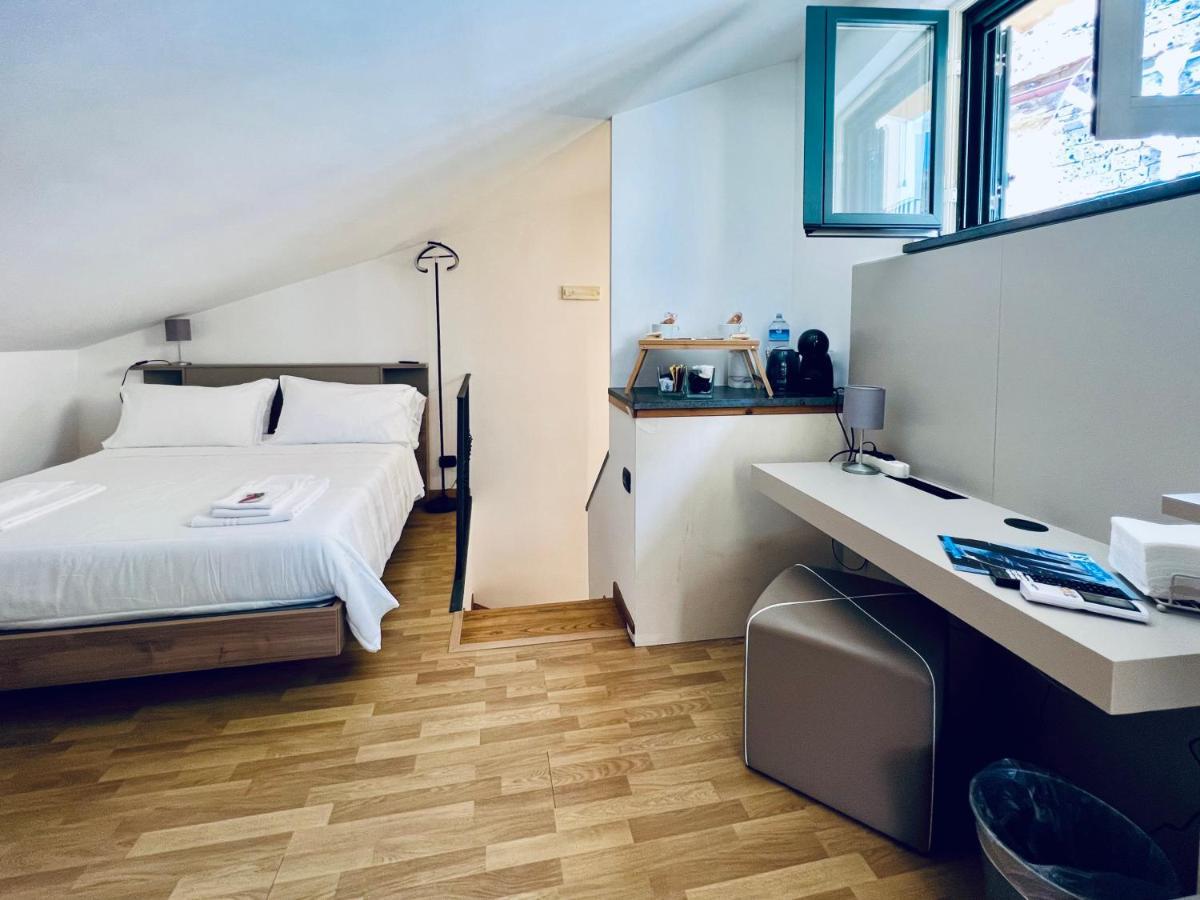 Eterea Charming Suites Sorrento Esterno foto